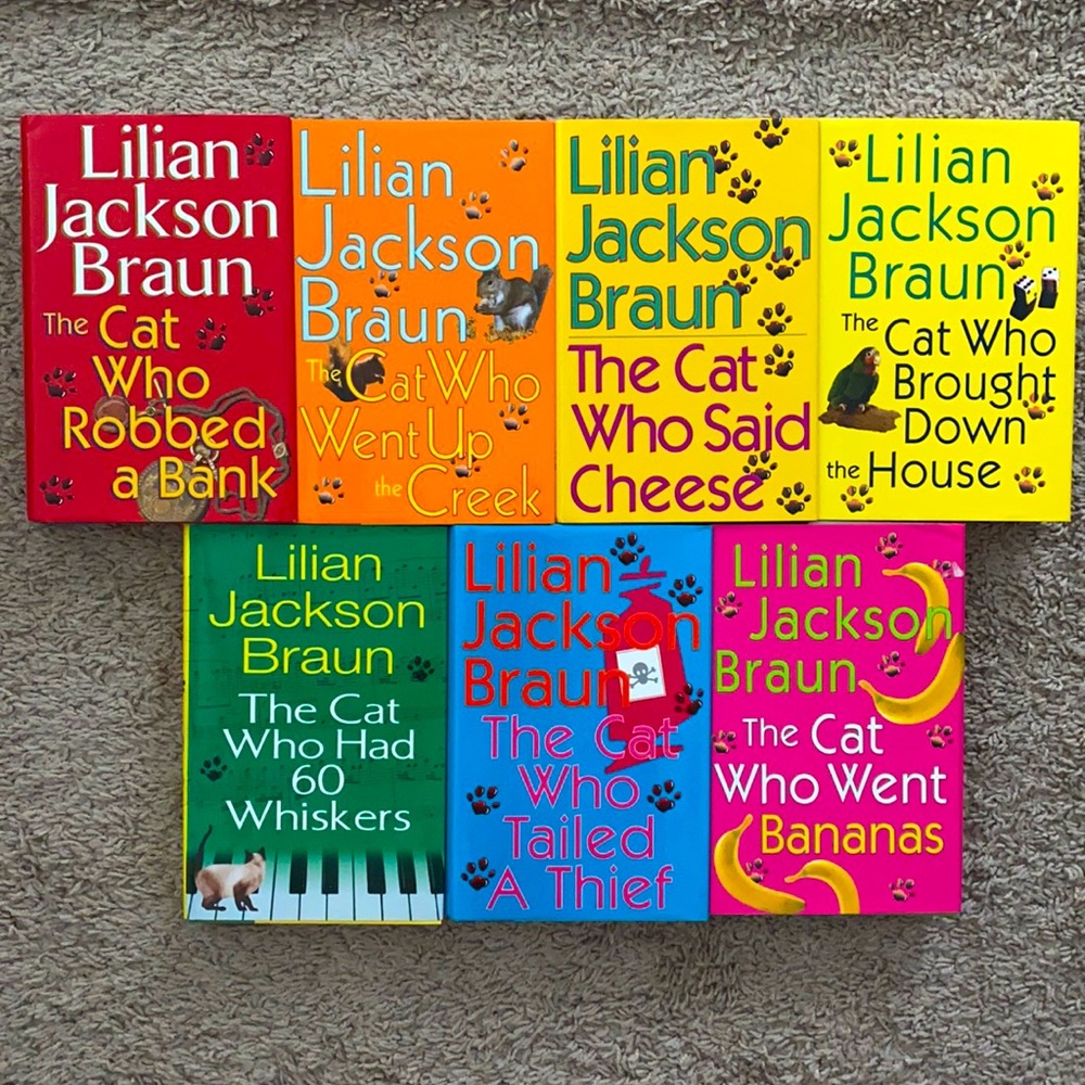 Lilian Jackson Braun books!! Selling as a set.